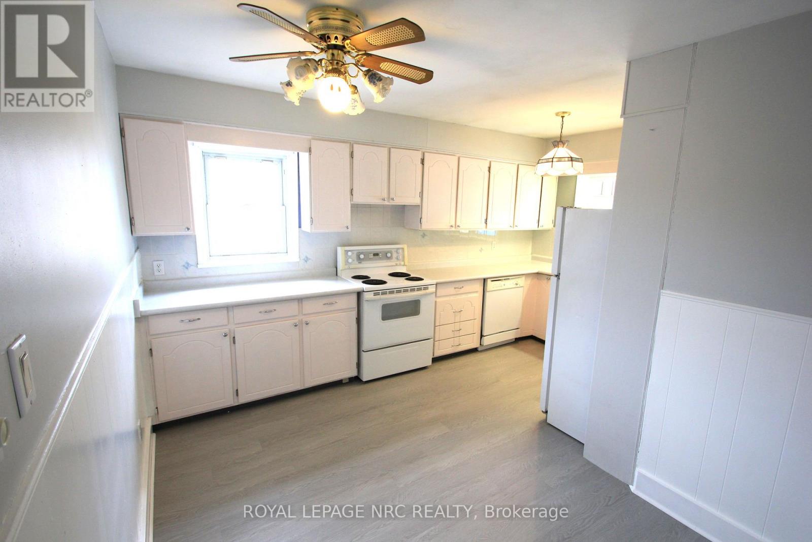 60 Michael Avenue, St. Catharines, Ontario  L2T 1S3 - Photo 6 - X12412744