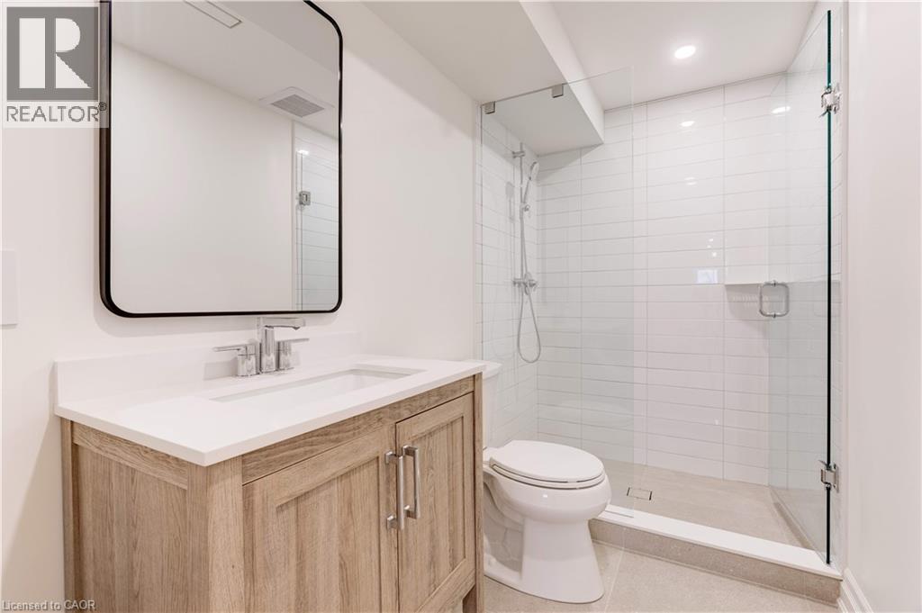 684 Peele Boulevard, Burlington, Ontario  L7R 3B9 - Photo 45 - 40770282
