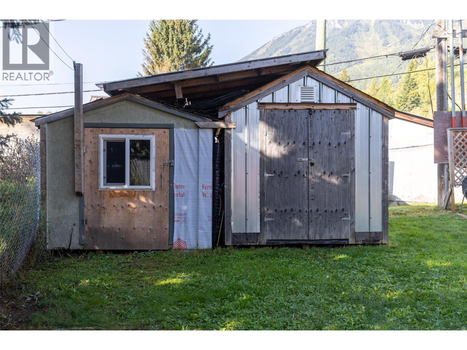1333 Dicken Road Unit# C17, Fernie, British Columbia  V0B 1M5 - Photo 45 - 10363381