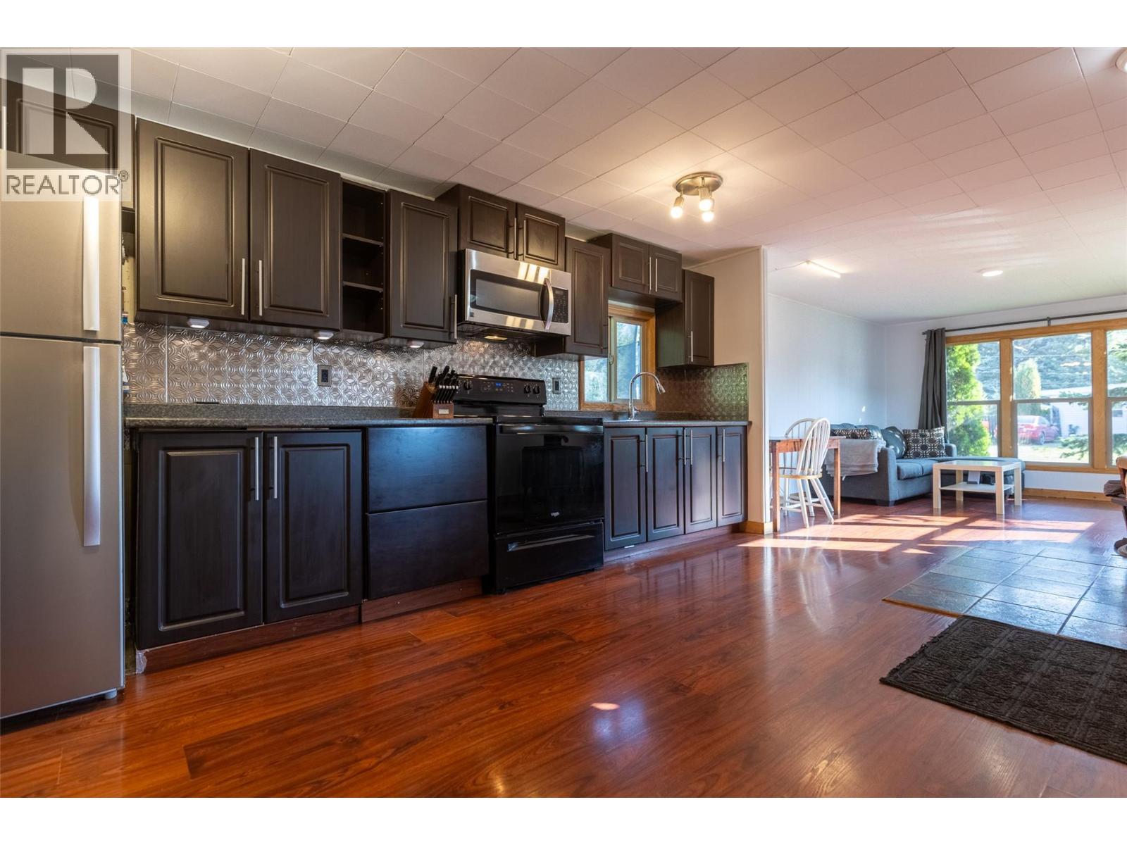 1333 Dicken Road Unit# C17, Fernie, British Columbia  V0B 1M5 - Photo 9 - 10363381