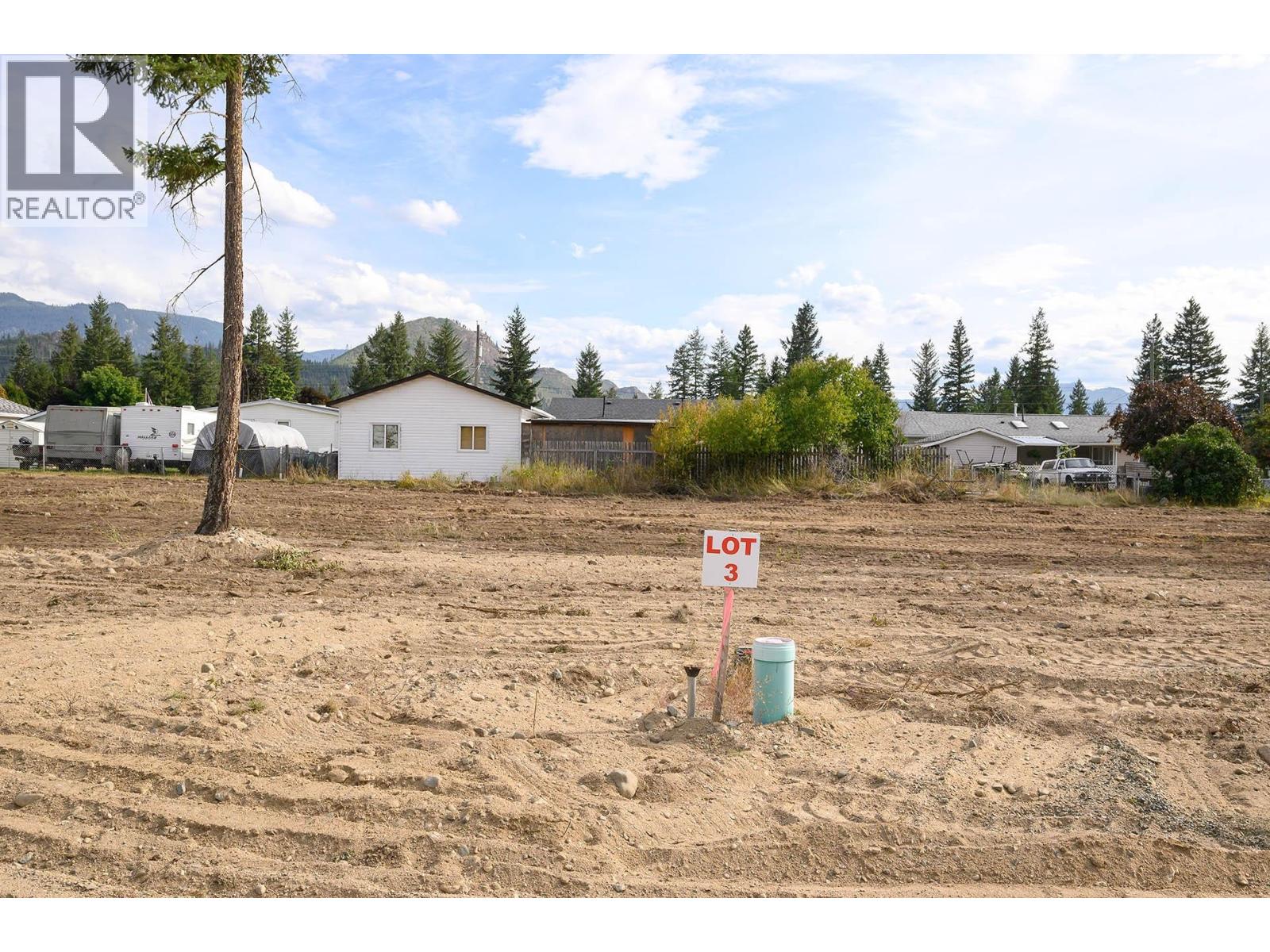 460 CLARY Road, barriere, British Columbia