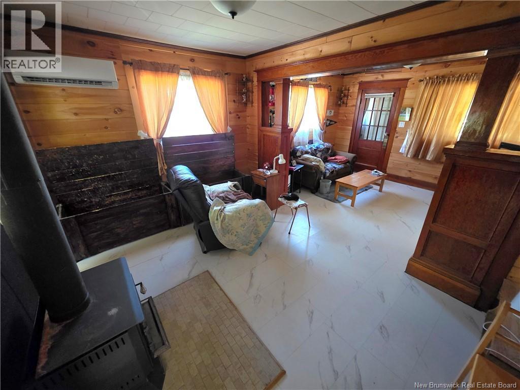 63 First Avenue, Mcadam, New Brunswick  E6J 1S7 - Photo 6 - NB124024