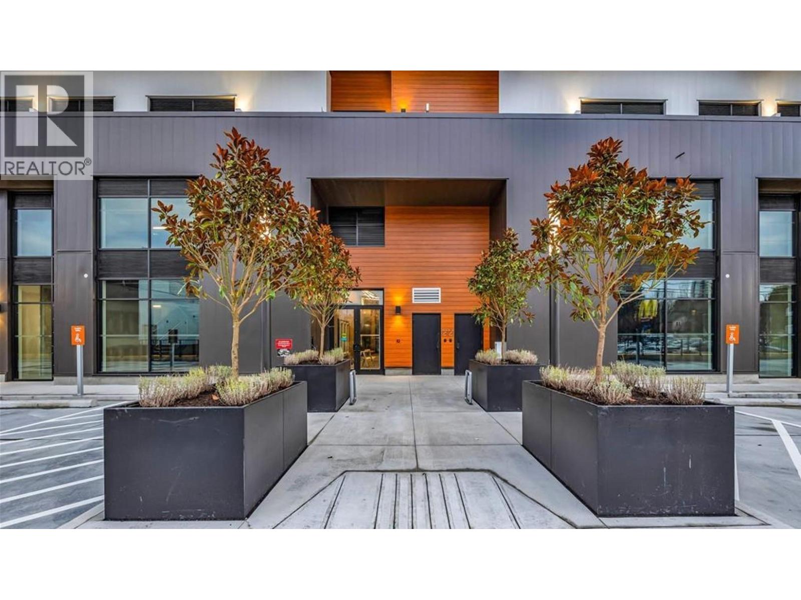 385 8250 Manitoba Street, Vancouver, British Columbia  V5X 3A2 - Photo 3 - C8072341