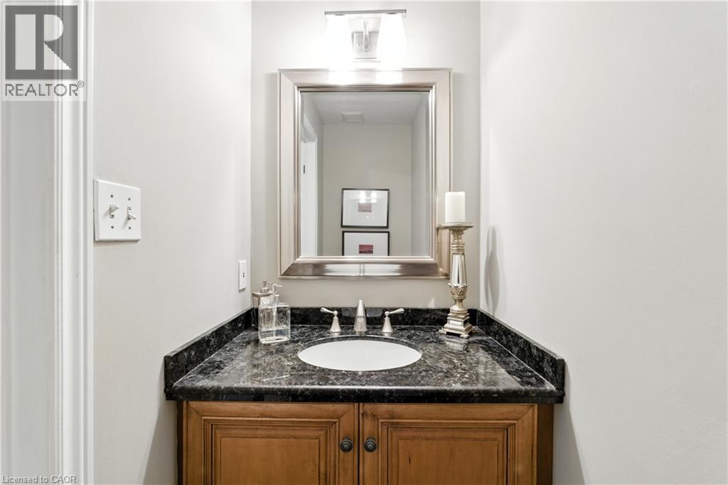2139 Bushtrail Court, Burlington, Ontario  L7M 4B2 - Photo 17 - 40771233