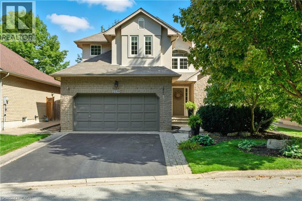 2139 Bushtrail Court, Burlington, Ontario  L7M 4B2 - Photo 1 - 40771233