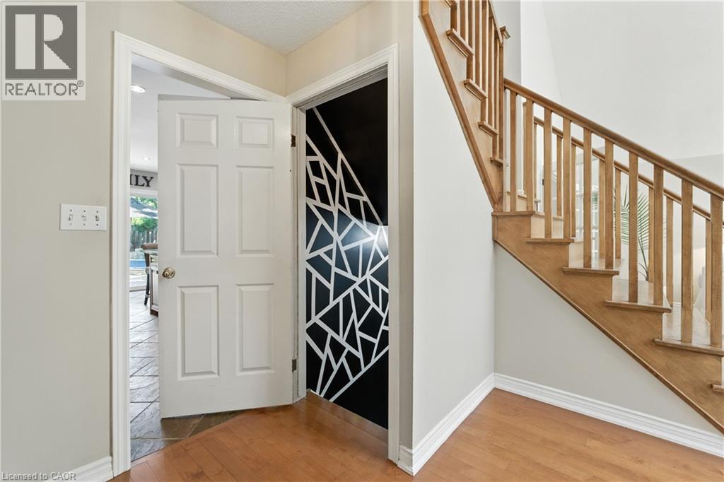 2139 Bushtrail Court, Burlington, Ontario  L7M 4B2 - Photo 28 - 40771233