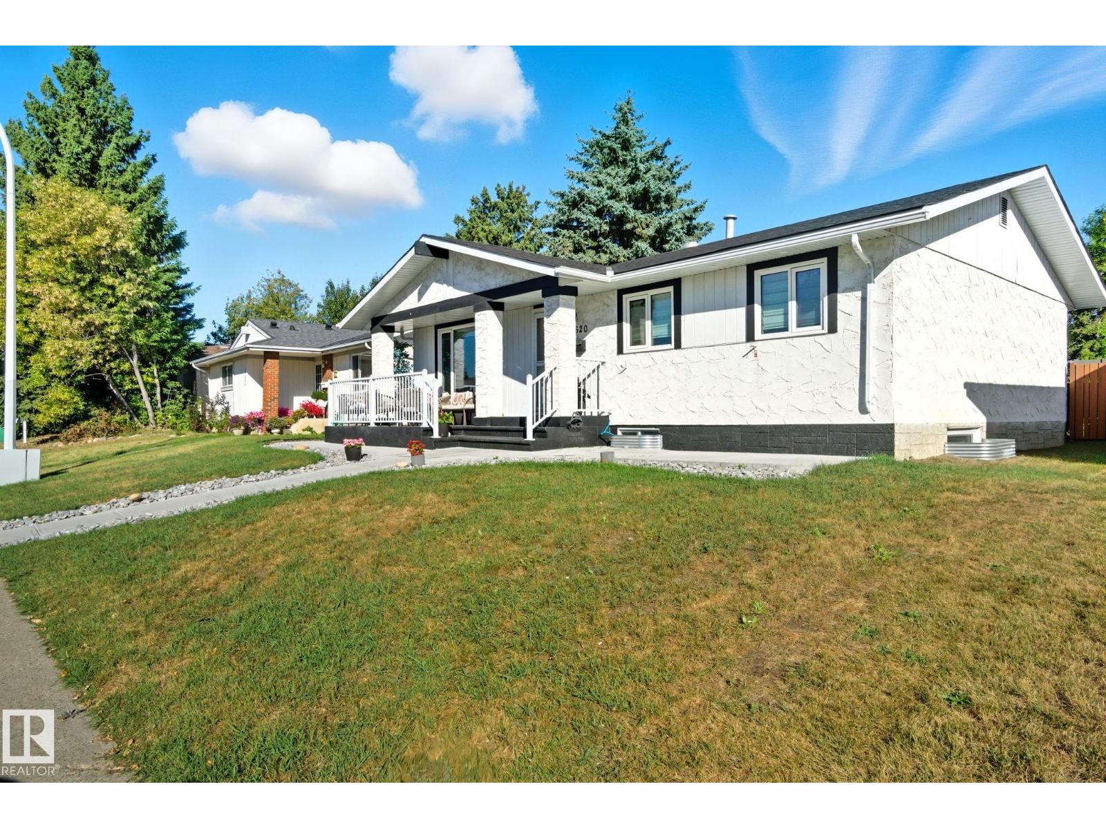 11620 151 Av Nw, Edmonton, Alberta  T5X 1C6 - Photo 2 - E4458348