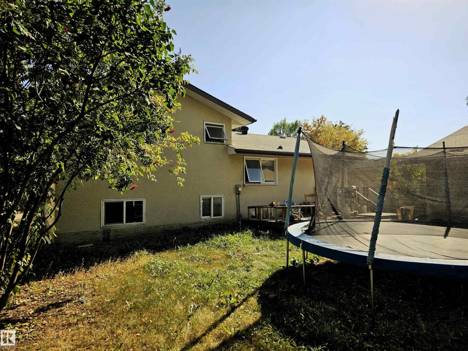 Property at 26 ALCOTT CR image 5