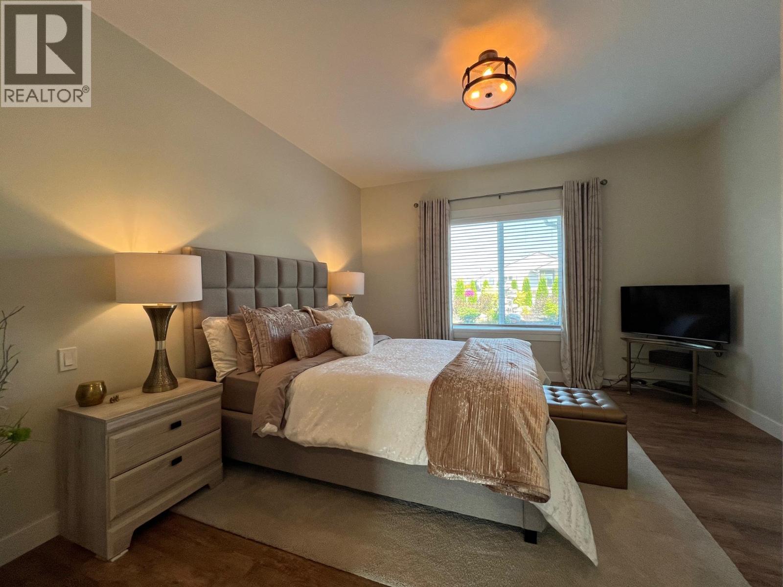 1102 11th Avenue, Vernon, British Columbia  V1H 1Z1 - Photo 11 - 10363016