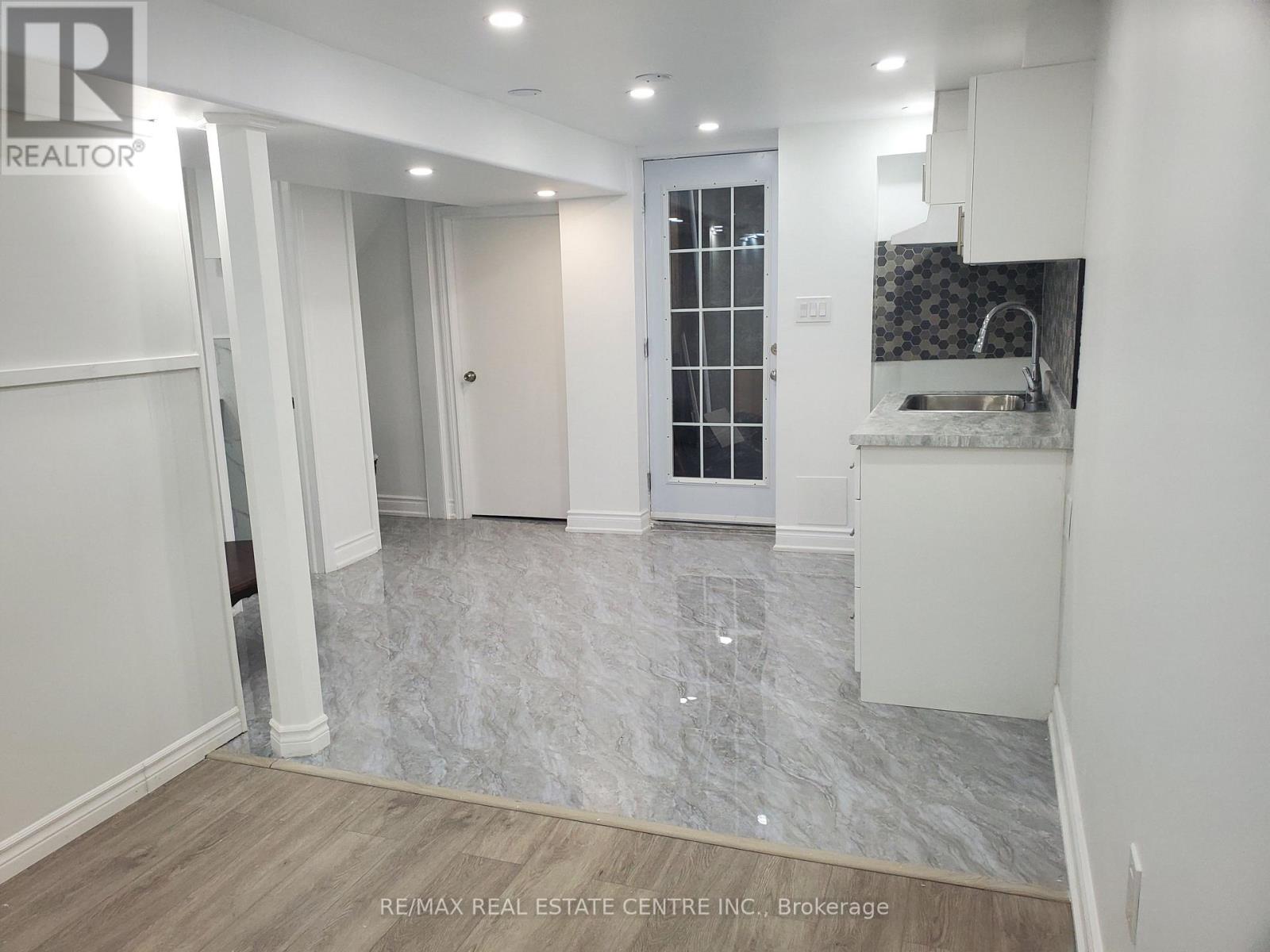 89 GLAMIS ROAD, Cambridge, Ontario