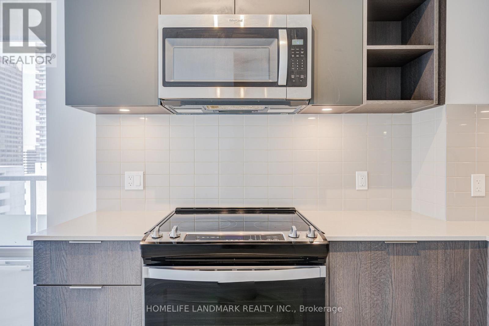 1902 - 25 Holly Street, Toronto, Ontario  M4S 0E3 - Photo 15 - C12412495