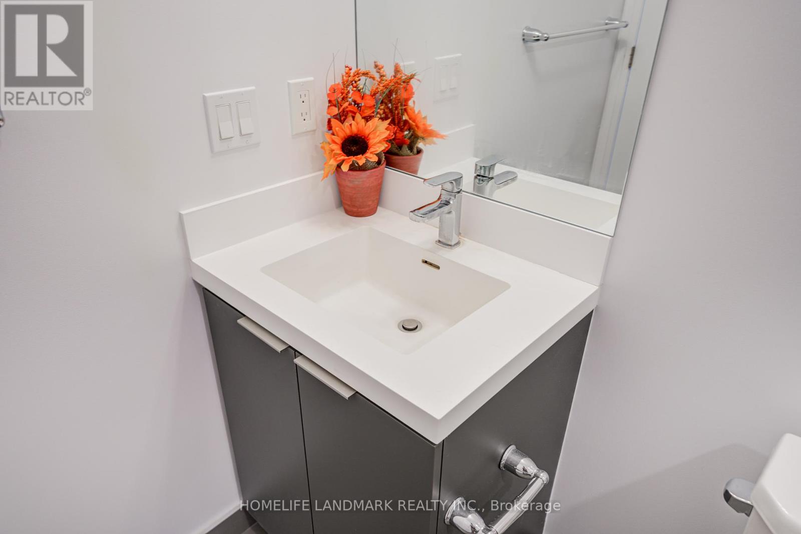 1902 - 25 Holly Street, Toronto, Ontario  M4S 0E3 - Photo 22 - C12412495