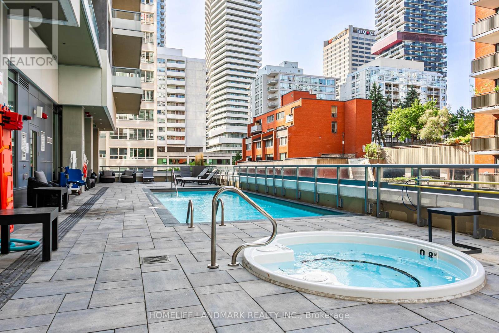 1902 - 25 Holly Street, Toronto, Ontario  M4S 0E3 - Photo 36 - C12412495