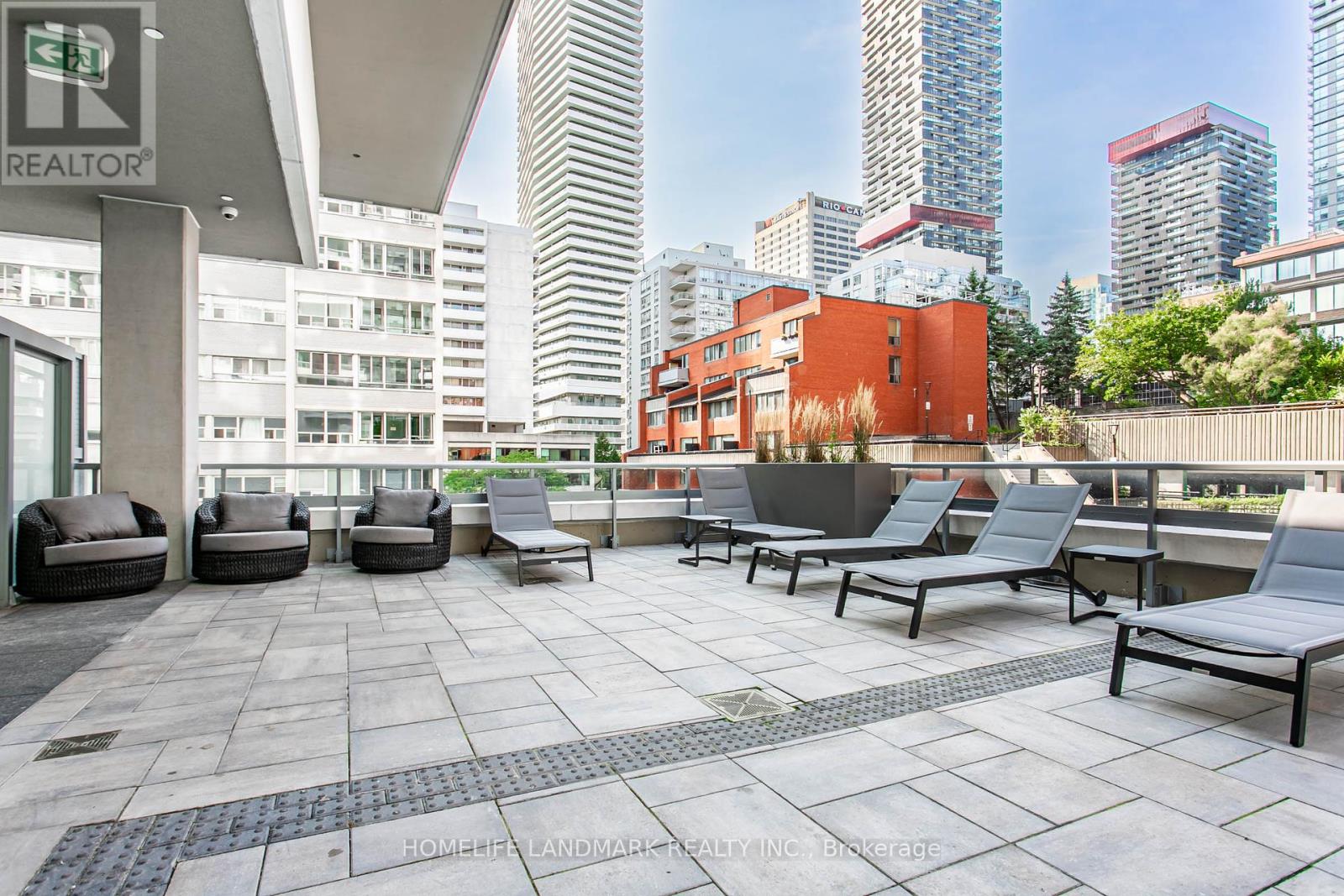1902 - 25 Holly Street, Toronto, Ontario  M4S 0E3 - Photo 38 - C12412495