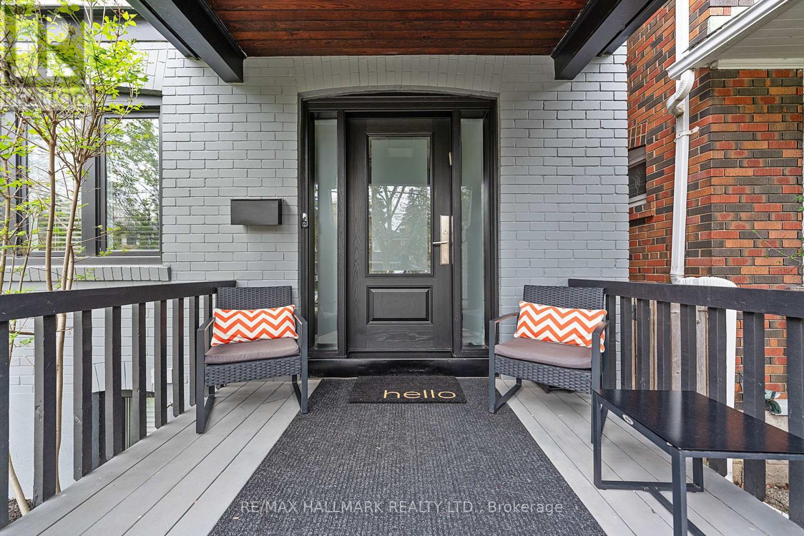176 Melrose Avenue, Toronto, Ontario  M5M 1Z1 - Photo 2 - C12412508