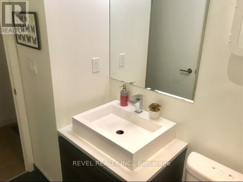 1501 - 111 Bathurst Street, Toronto, Ontario  M5V 0M9 - Photo 12 - C12412550