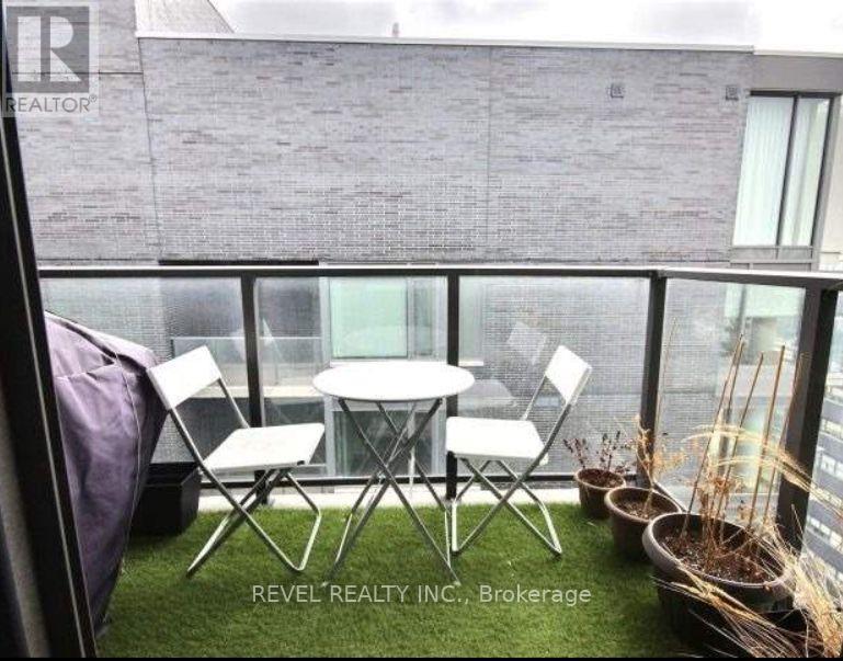 1501 - 111 Bathurst Street, Toronto, Ontario  M5V 0M9 - Photo 14 - C12412550