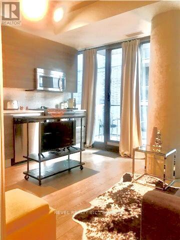 1501 - 111 Bathurst Street, Toronto, Ontario  M5V 0M9 - Photo 3 - C12412550