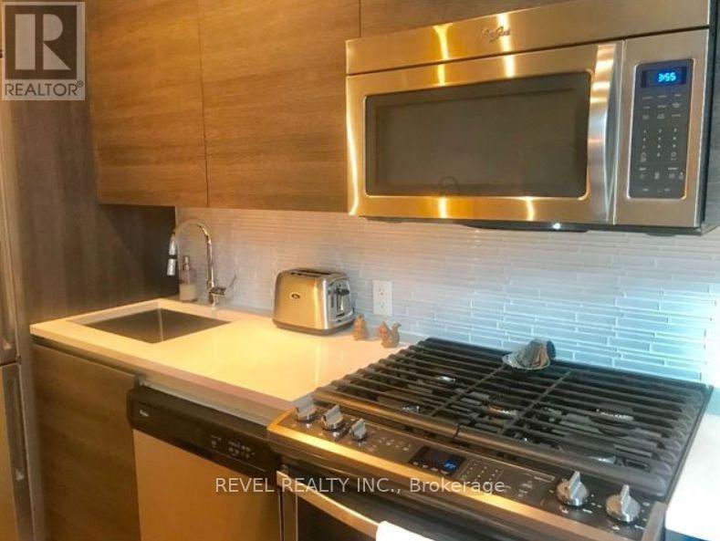 1501 - 111 Bathurst Street, Toronto, Ontario  M5V 0M9 - Photo 9 - C12412550