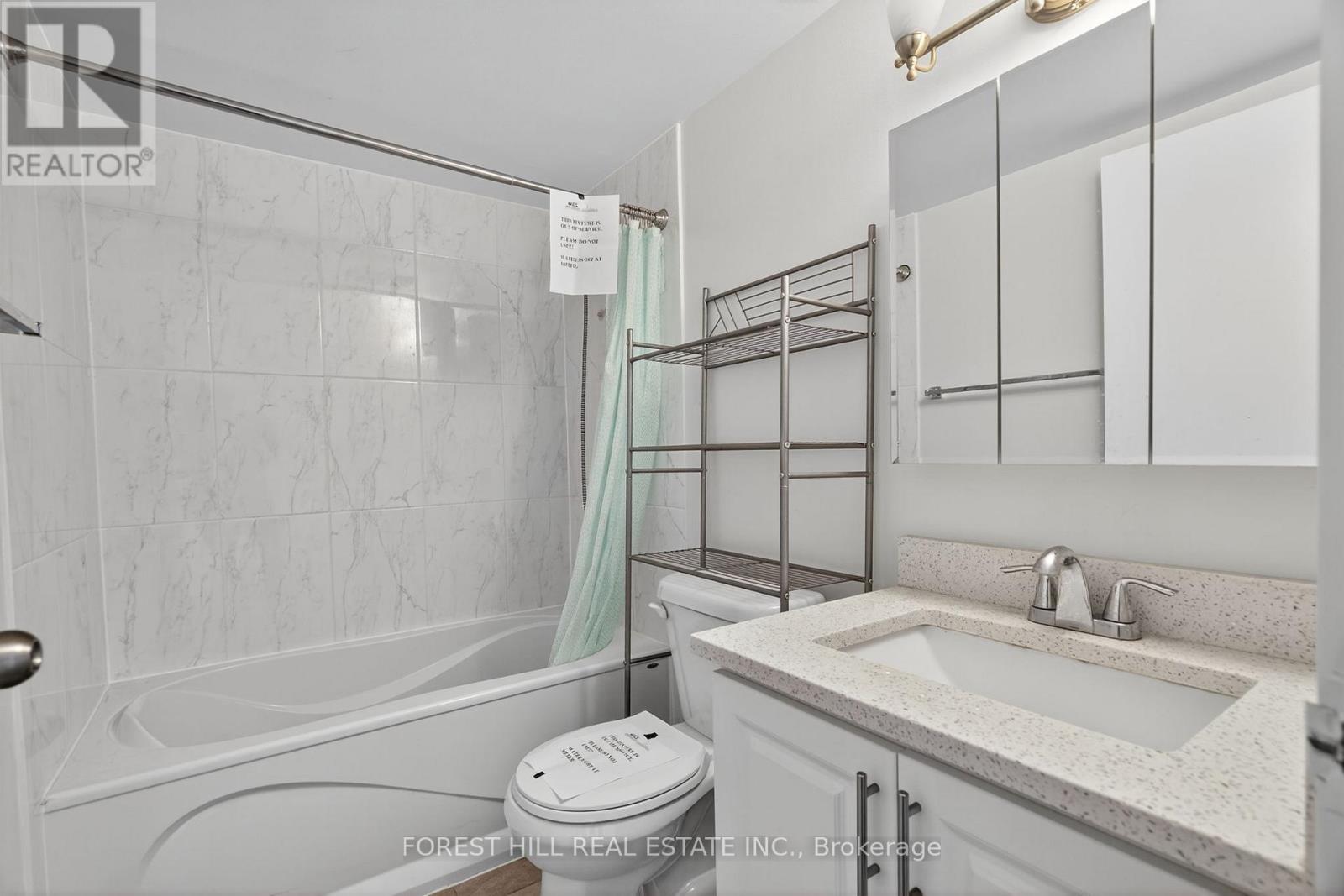 2322 - 633 Bay Street, Toronto, Ontario  M5G 2G4 - Photo 18 - C12412583