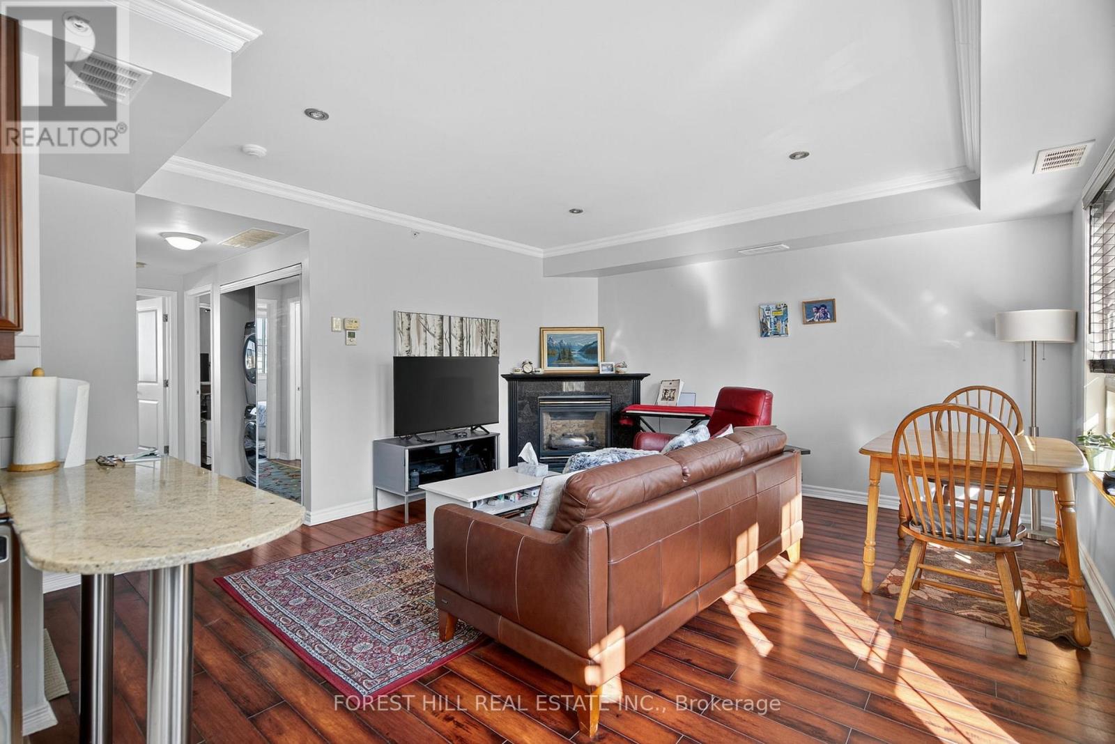 305 - 1785 Eglinton Avenue E, Toronto, Ontario  M4A 2Y6 - Photo 10 - C12412642
