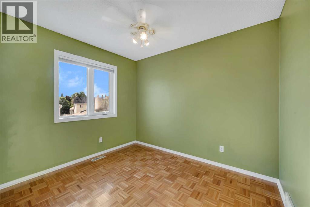 39 Anaheim Court Ne, Calgary, Alberta  T1Y 7B4 - Photo 13 - A2250107