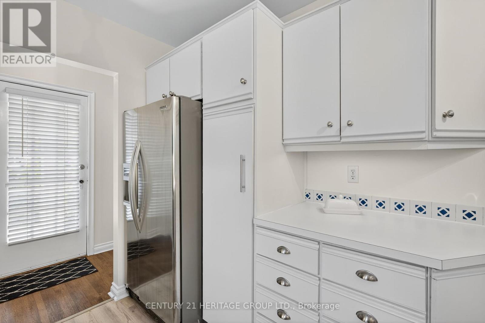 1269 Broadview Avenue, Toronto, Ontario  M4K 2T5 - Photo 10 - E12412467