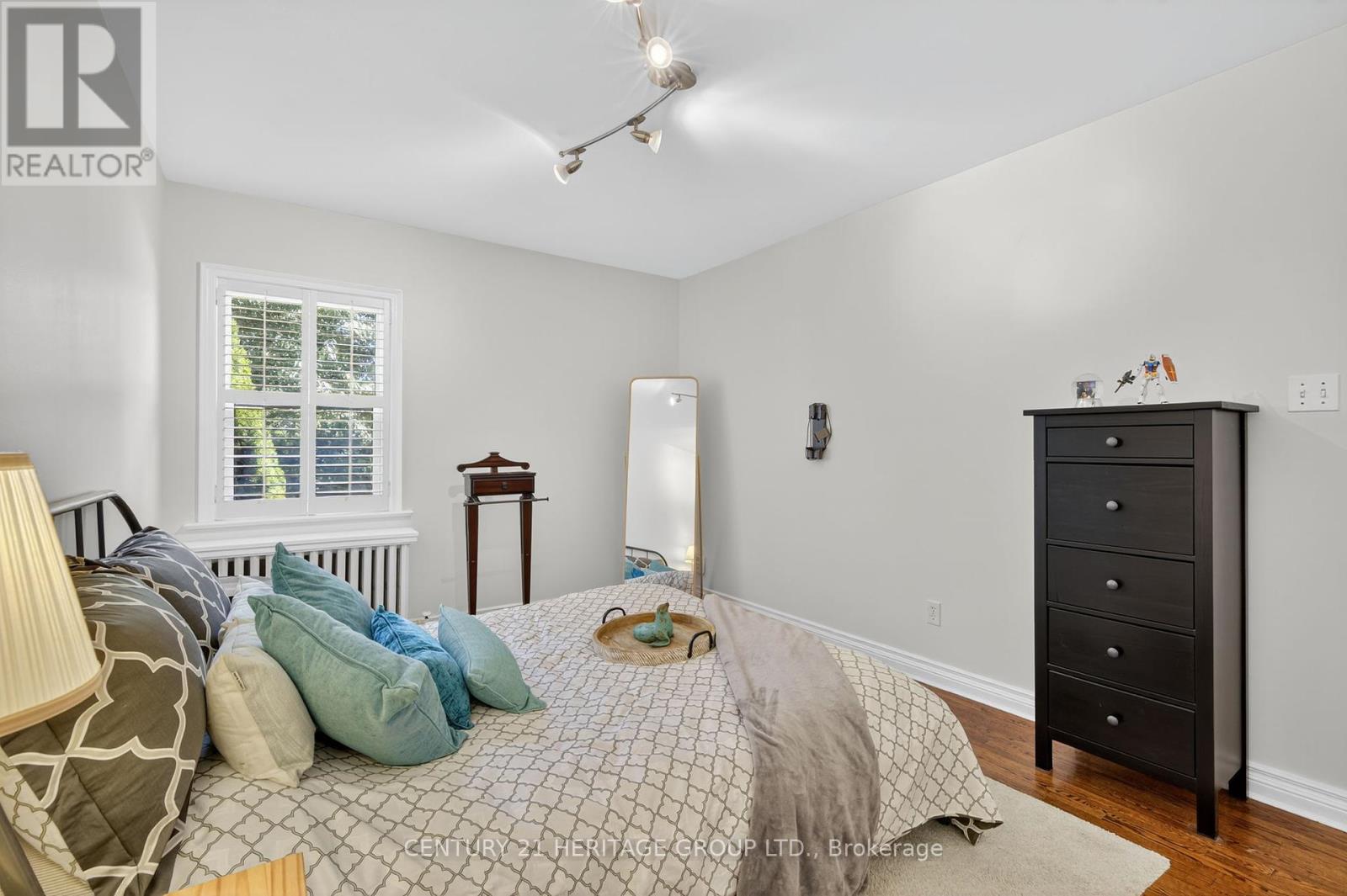 1269 Broadview Avenue, Toronto, Ontario  M4K 2T5 - Photo 13 - E12412467