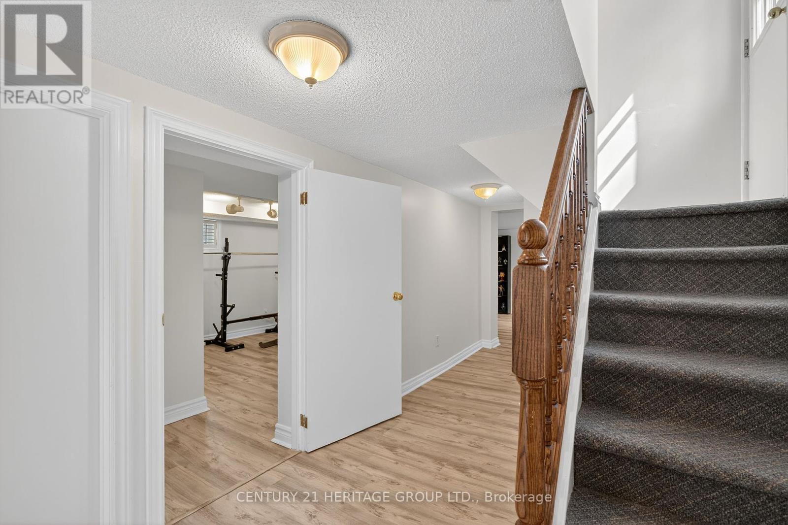 1269 Broadview Avenue, Toronto, Ontario  M4K 2T5 - Photo 17 - E12412467