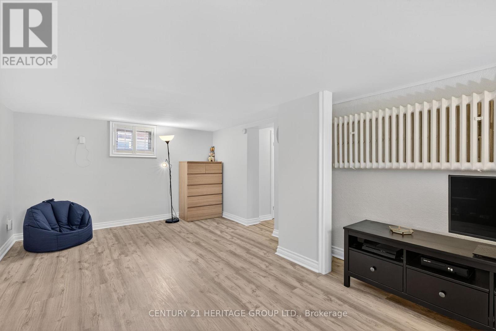 1269 Broadview Avenue, Toronto, Ontario  M4K 2T5 - Photo 23 - E12412467