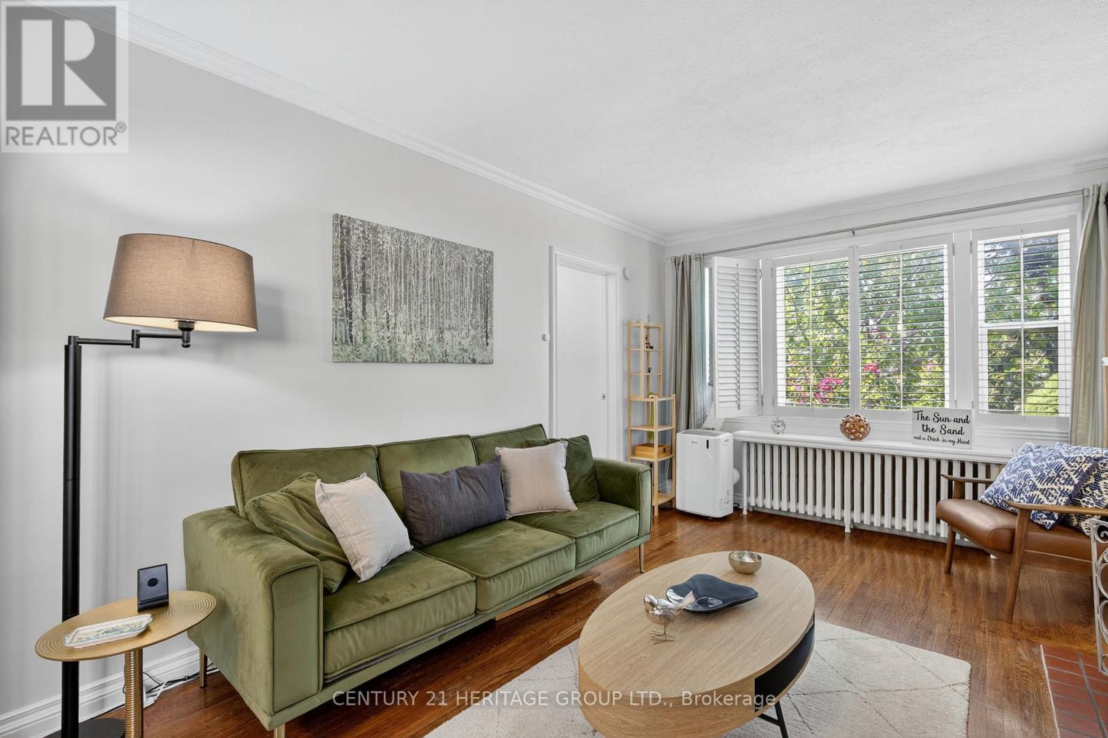 1269 Broadview Avenue, Toronto, Ontario  M4K 2T5 - Photo 5 - E12412467