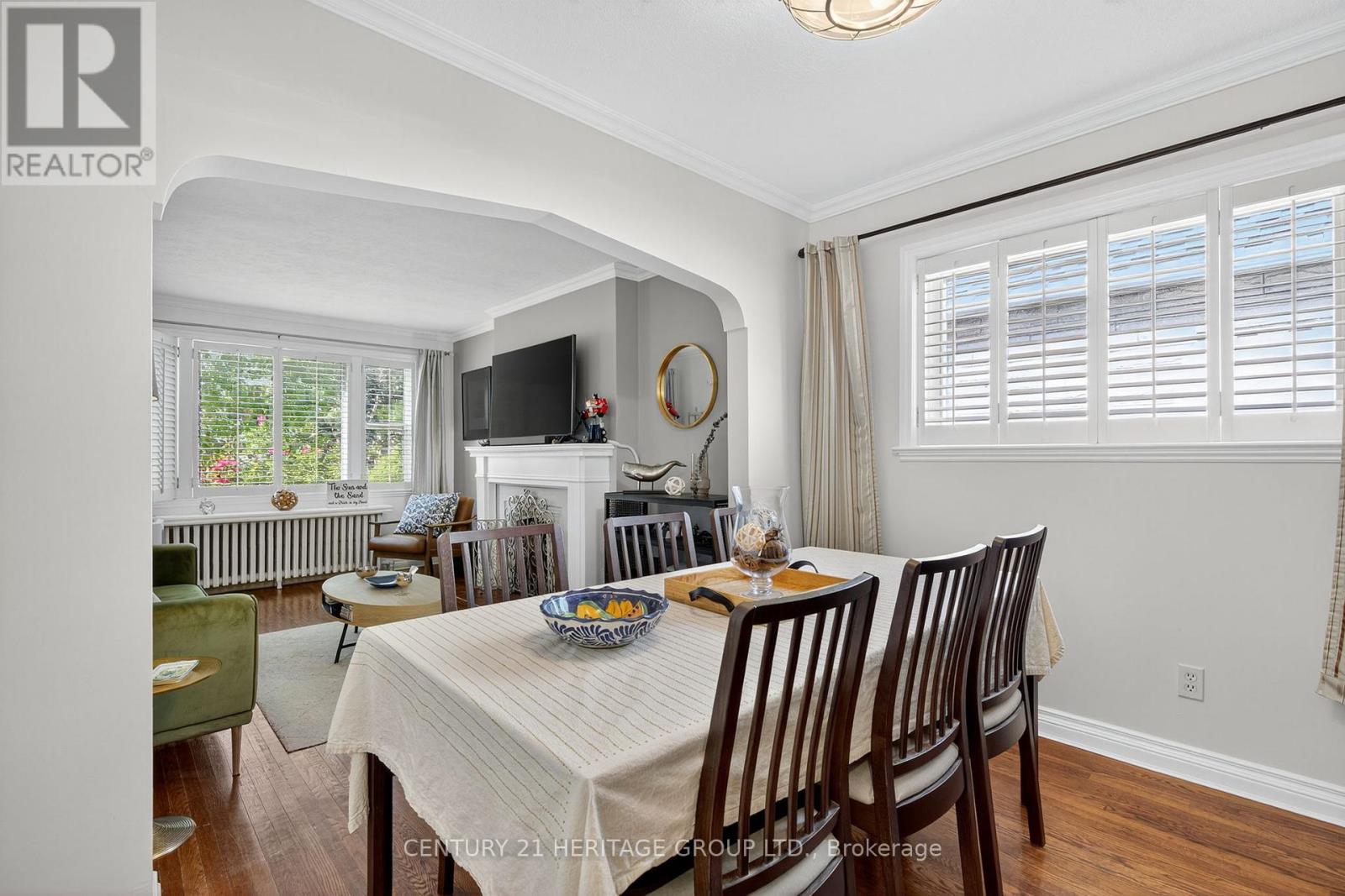 1269 Broadview Avenue, Toronto, Ontario  M4K 2T5 - Photo 7 - E12412467