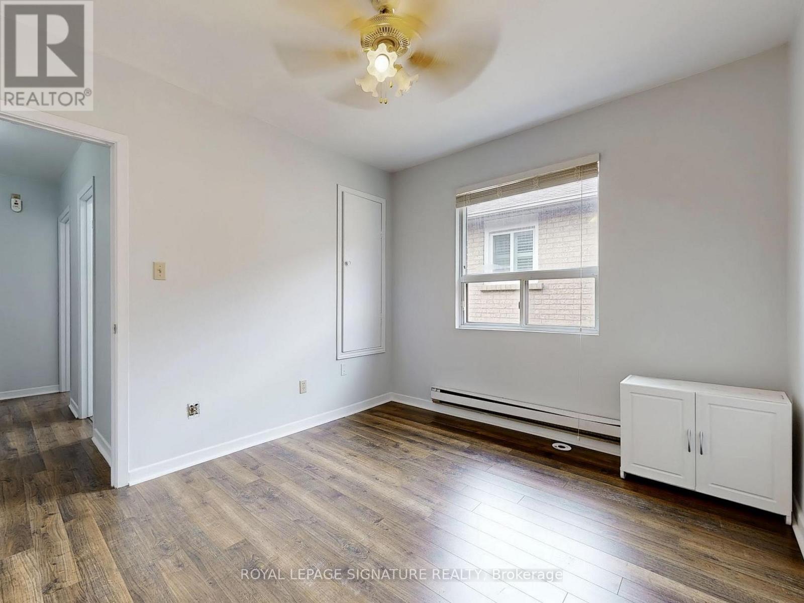 303 Gowan Avenue, Toronto, Ontario  M4J 2K7 - Photo 17 - E12412587