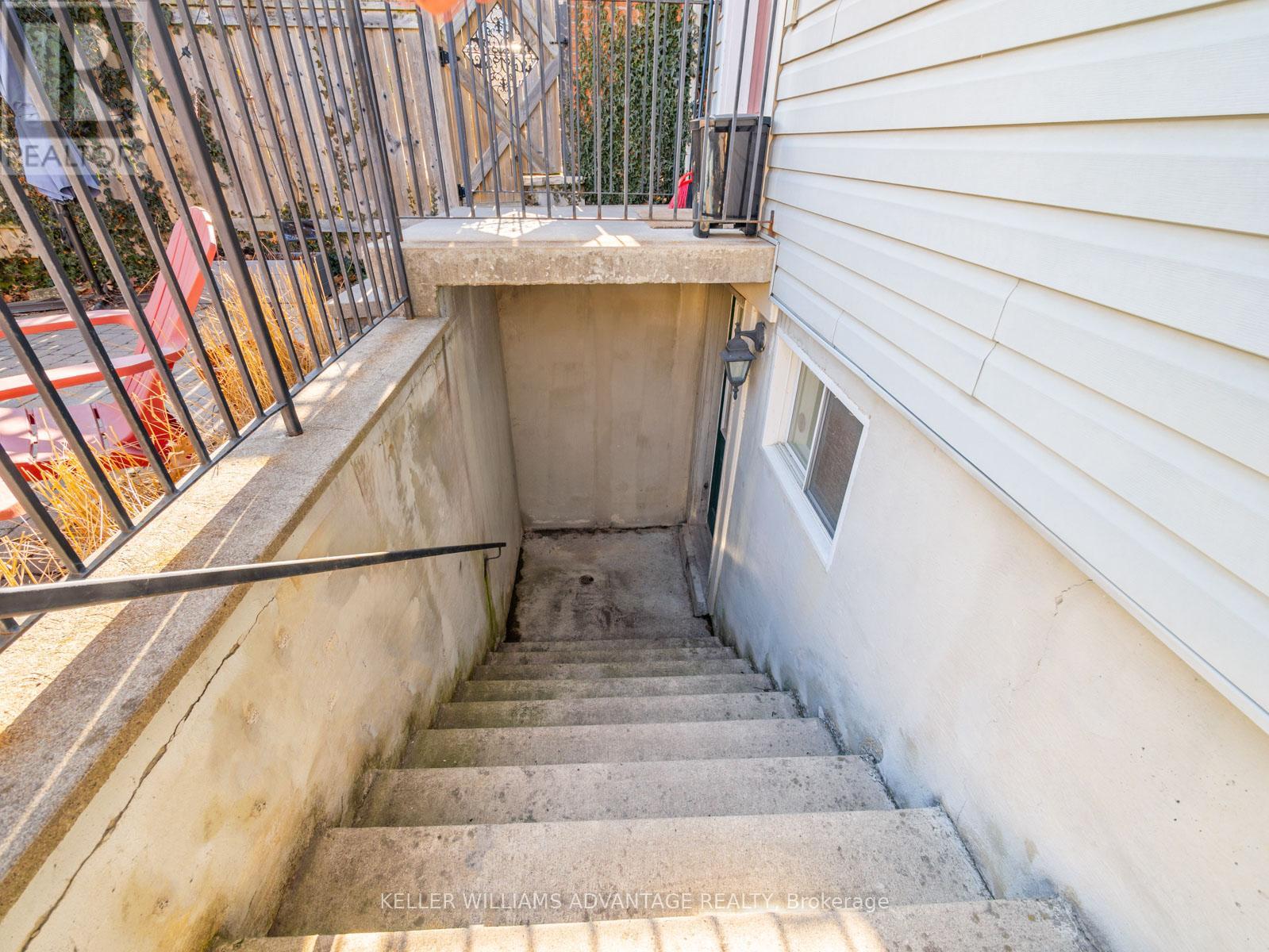 69 Boardwalk Drive, Toronto, Ontario  M4L 3Z4 - Photo 43 - E12412608
