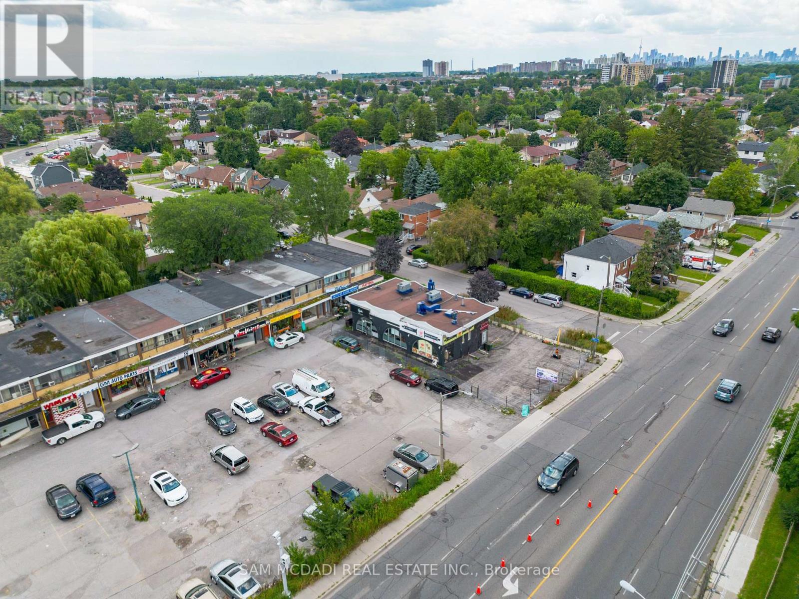 3537 St Clair Avenue E, Toronto, Ontario  M1K 1L6 - Photo 7 - E12412623