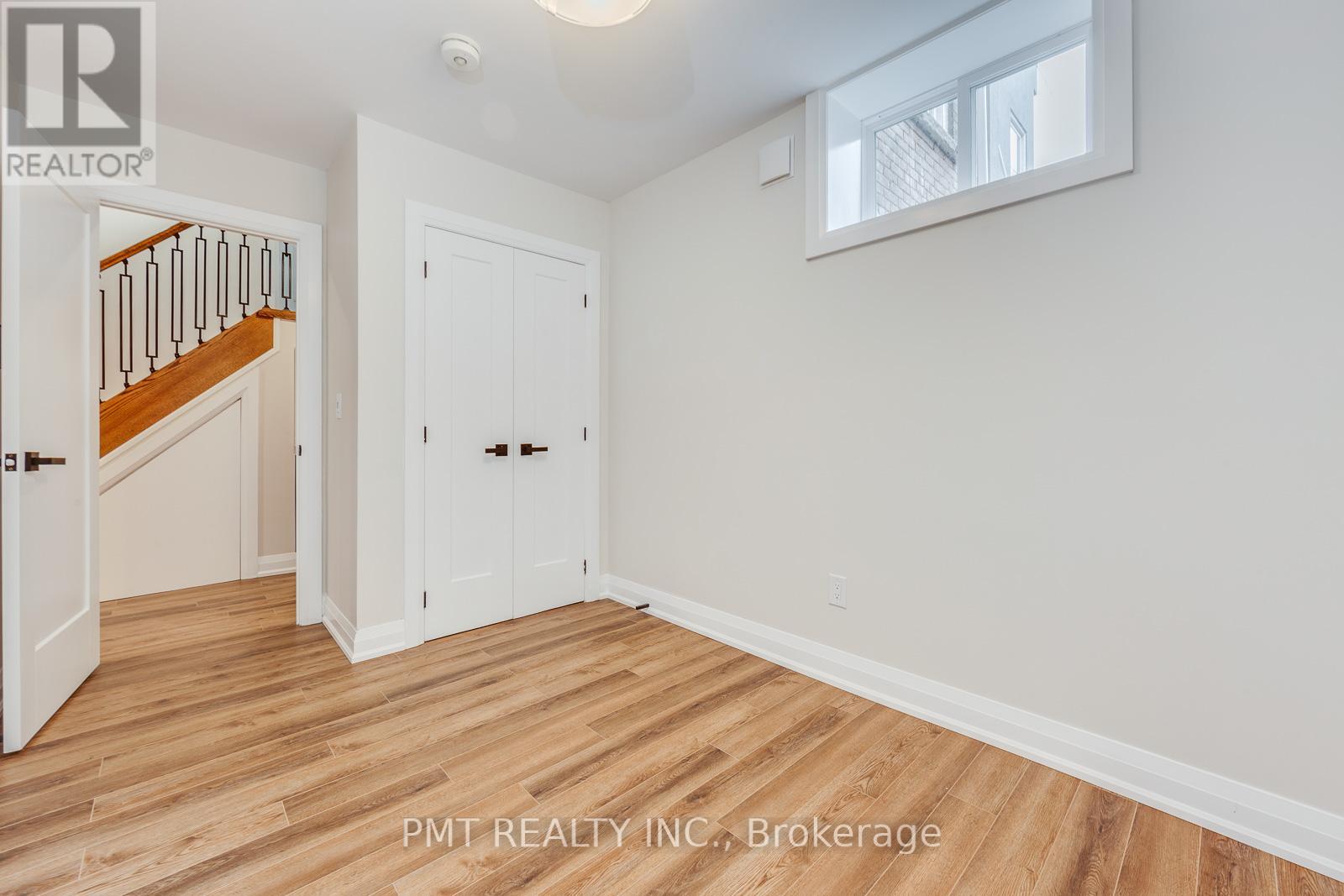 C - 17 Lockwood Road, Toronto, Ontario  M4L 3M7 - Photo 9 - E12412625