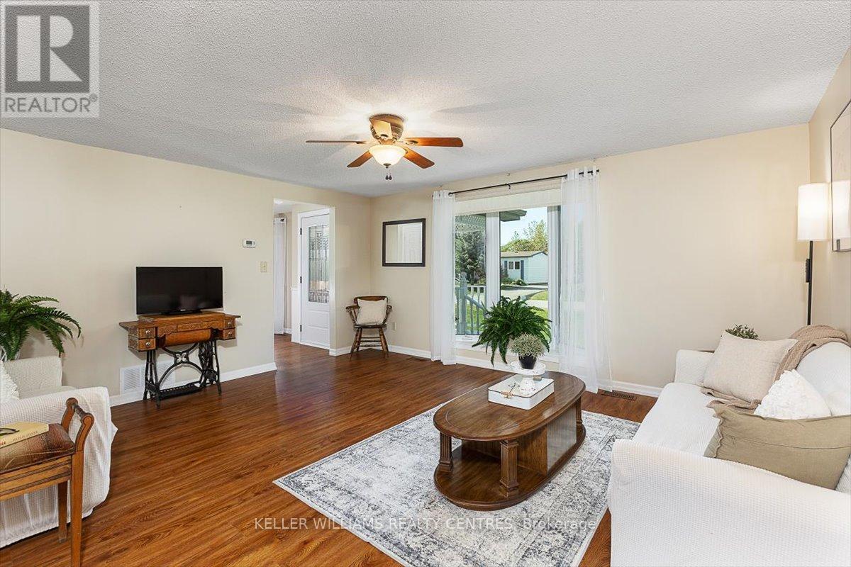 41 Damsel Circle, Georgina, Ontario  L0E 1R0 - Photo 16 - N12412543