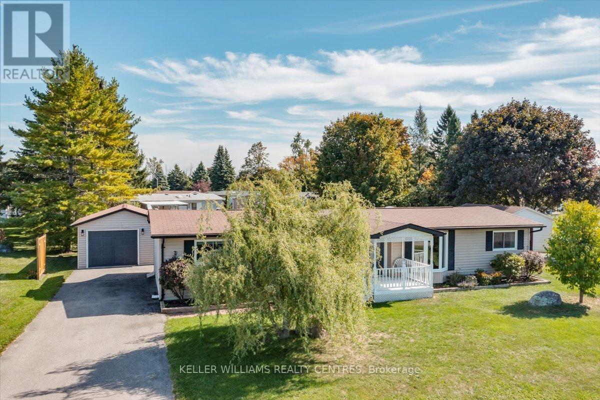41 Damsel Circle, Georgina, Ontario  L0E 1R0 - Photo 2 - N12412543