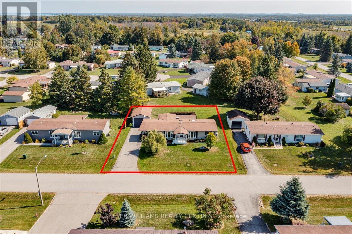 41 Damsel Circle, Georgina, Ontario  L0E 1R0 - Photo 5 - N12412543