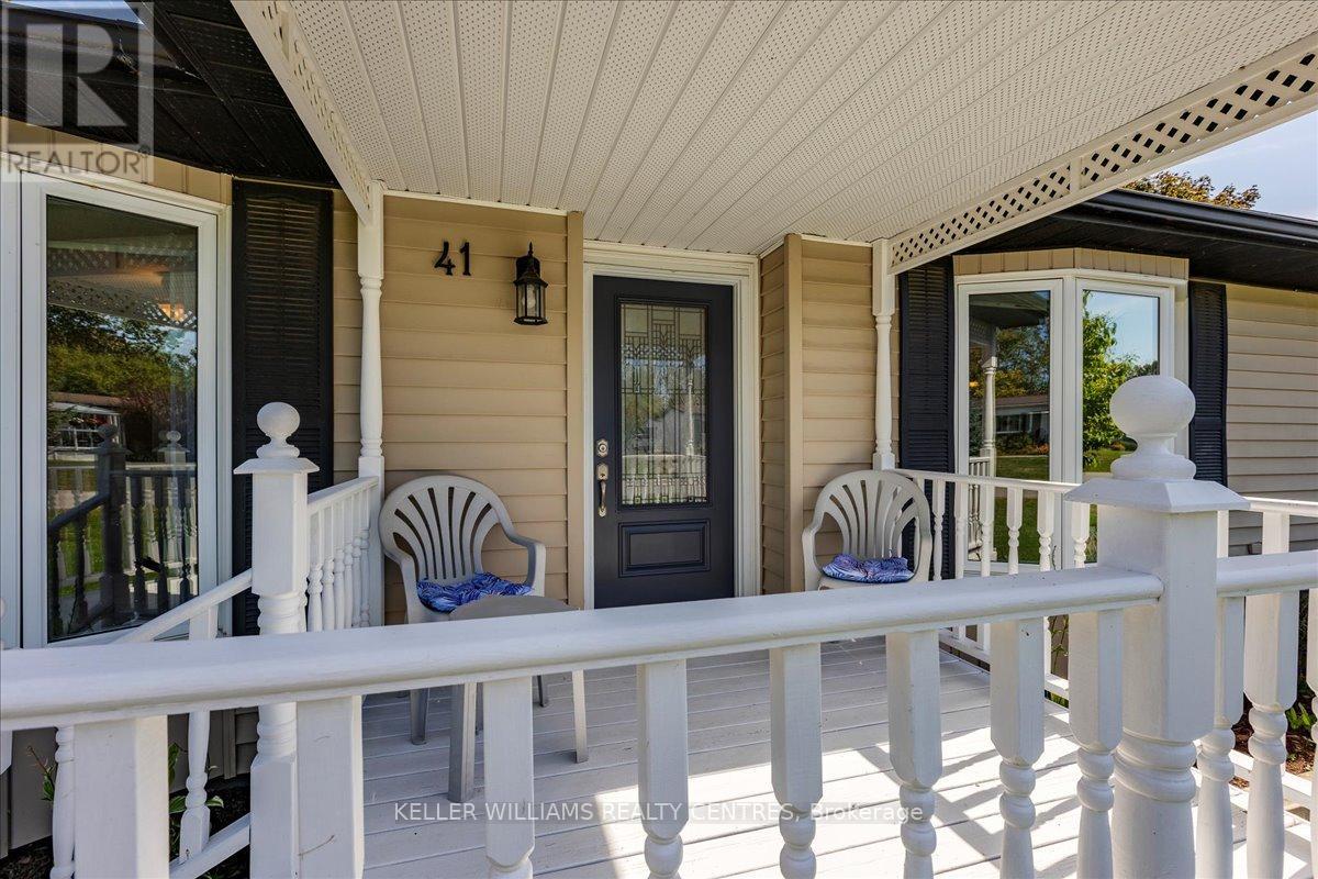 41 Damsel Circle, Georgina, Ontario  L0E 1R0 - Photo 9 - N12412543