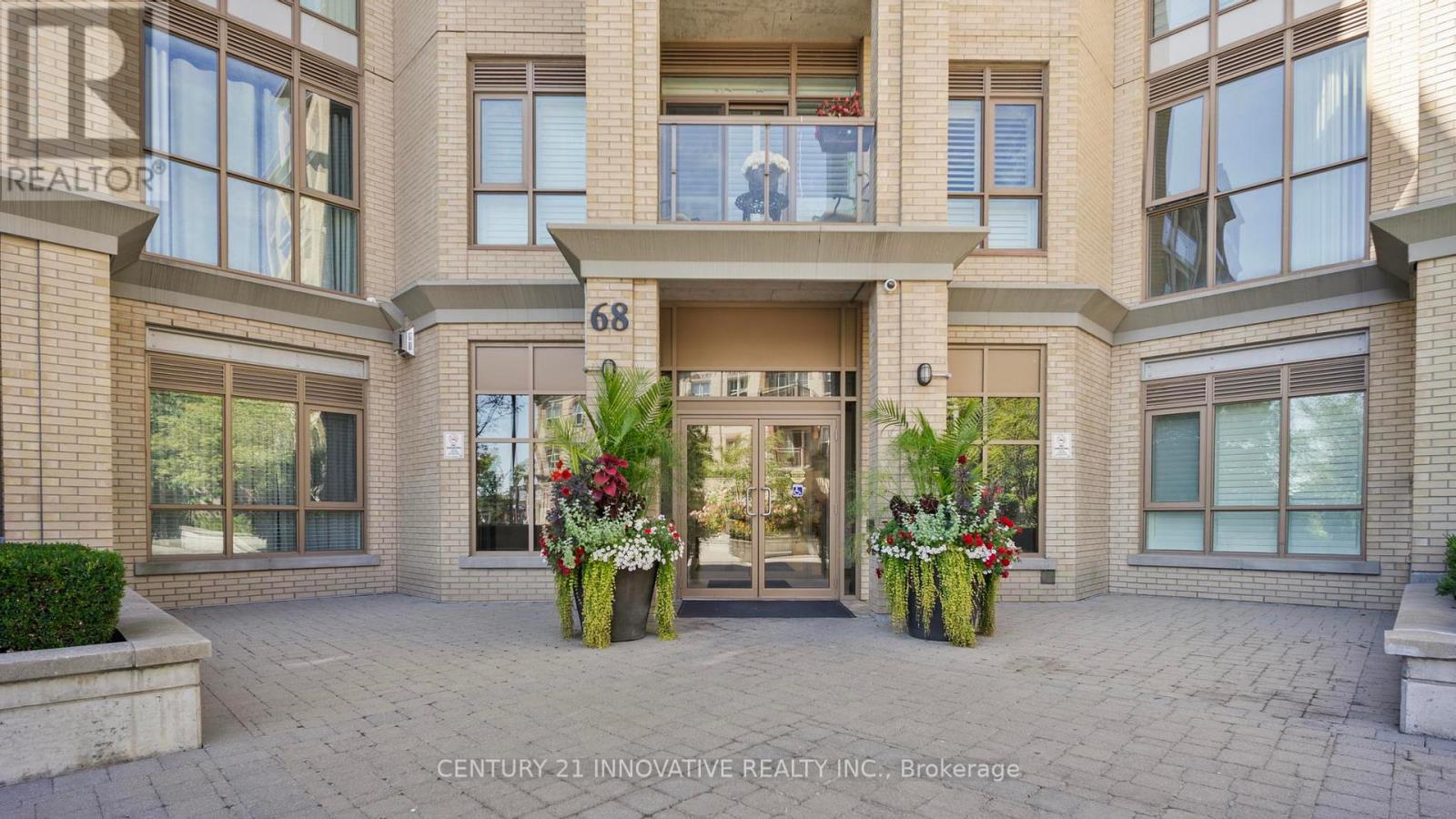 334 - 68 Main Street, Markham (Markham Village), Ontario  L3P 0B5 - Photo 2 - N12412558