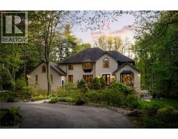 18 ELDER Crescent, Ancaster, Ontario