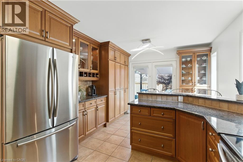 10 Shadowdale Drive, Stoney Creek, Ontario  L8E 5E7 - Photo 17 - 40770513