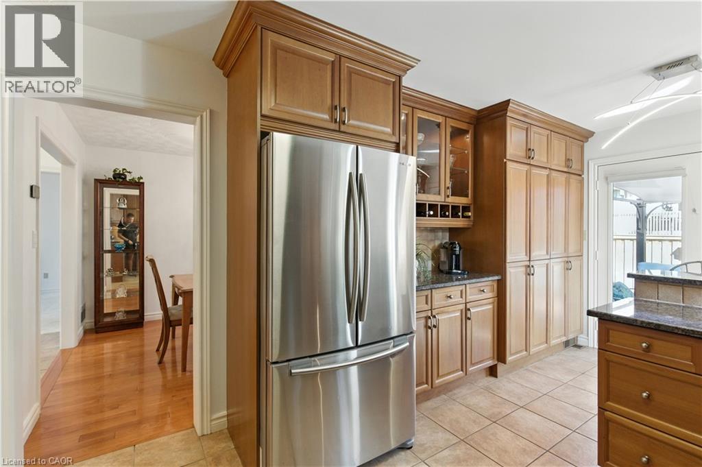 10 Shadowdale Drive, Stoney Creek, Ontario  L8E 5E7 - Photo 18 - 40770513
