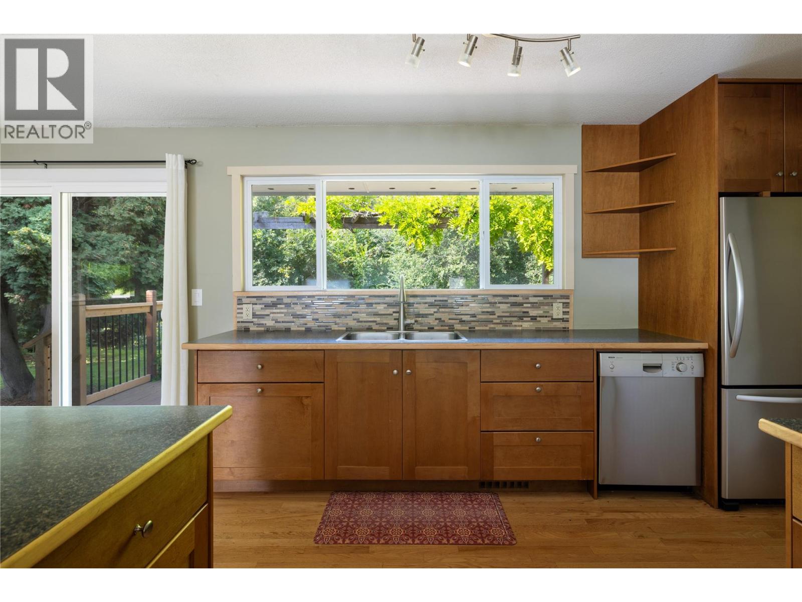 3330 Jackson Court, Kelowna, British Columbia  V1W 2T6 - Photo 25 - 10363092