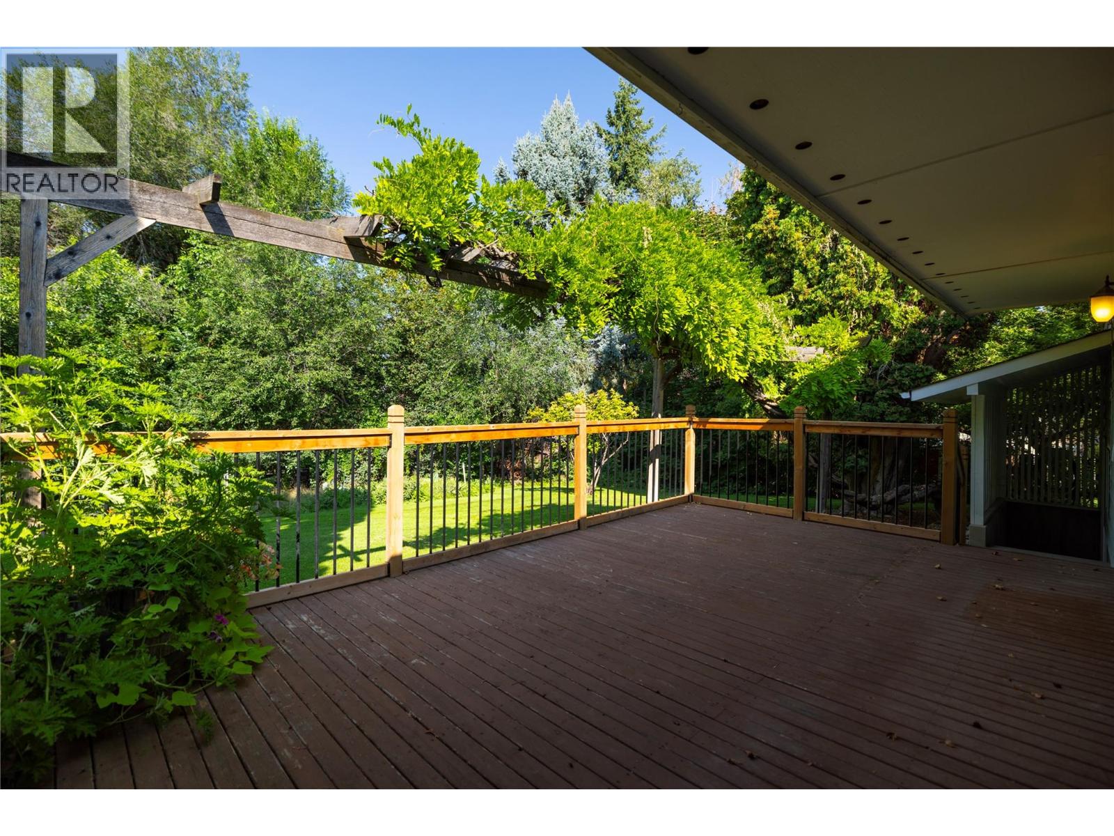 3330 Jackson Court, Kelowna, British Columbia  V1W 2T6 - Photo 42 - 10363092