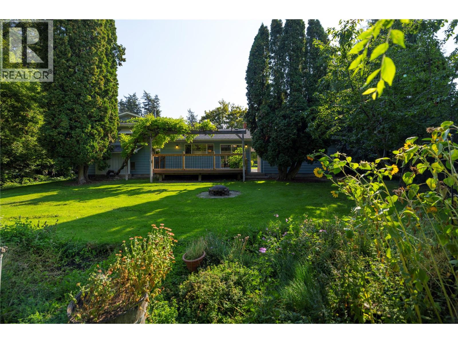3330 Jackson Court, Kelowna, British Columbia  V1W 2T6 - Photo 48 - 10363092