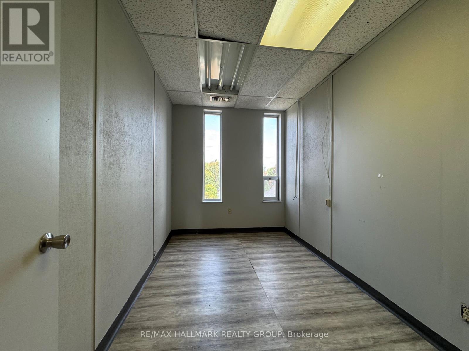 203/204 - 3029 Carling Avenue, Ottawa, Ontario  K2B 8E8 - Photo 7 - X11999921