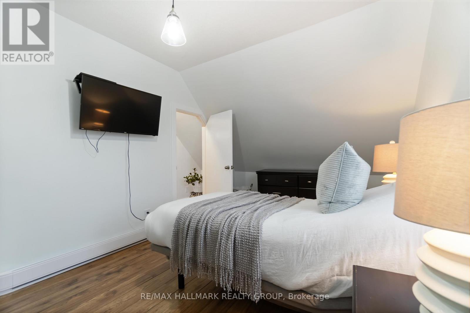 6 Algonkin Trail, Mcnab/braeside, Ontario  K7S 3G7 - Photo 31 - X12412667