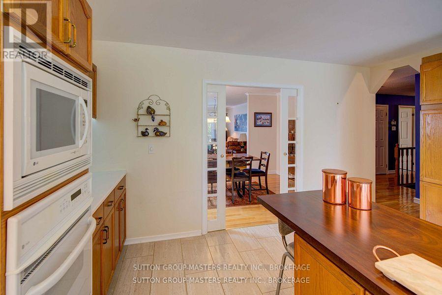 47 Bayshore Drive, Loyalist (Bath), Ontario  K0H 1G0 - Photo 19 - X12412793